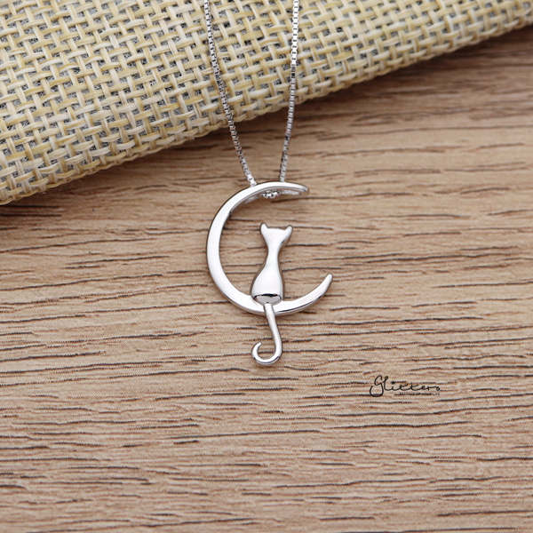925 Sterling Silver Cat on the Moon Pendant Necklace-Jewellery, Necklaces, Sterling Silver Necklaces, Women's Jewellery, Women's Necklace-SS0040-01_600-Glitters