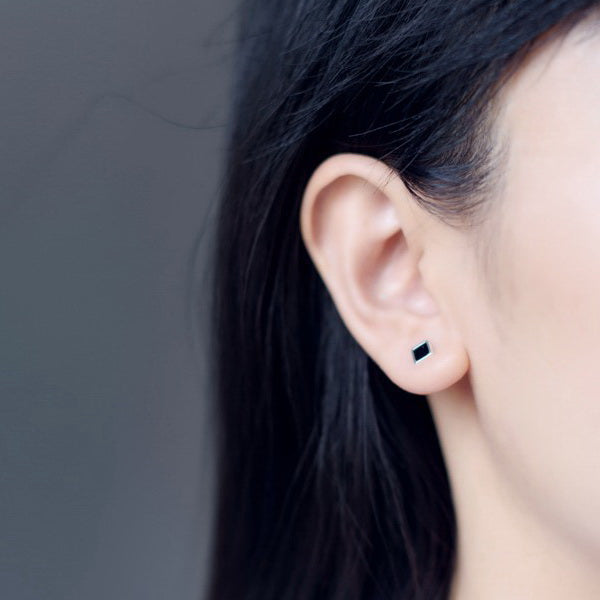 925 Sterling Silver Black Center Square Shape Stud Earrings-earrings, Jewellery, Stud Earrings, Women's Earrings, Women's Jewellery-square-Glitters